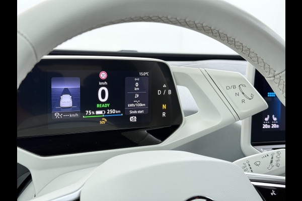 Volkswagen ID.3 First Plus 62kWh Navi-Pro Camera Matrix-Led/Dynamisch Adap.Cruise 19" Apple Carplay Android SOH 92% Ecc Pdc Stoel+Stuurverwarming Lmv Keyless advanced Zwarte-Hemel Wifi DAB Regen-Lichtsensor Isofix Zeer complete 1st Plus!
