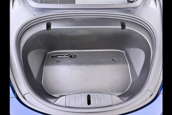 Tesla Model 3 SR+ 325PK LFP-Accu (dus altijd 100% laden) AutoPilot Leer Pano-Dak Adaptive Cruise Lmv 18" Camera's Elektr.-Stuur+Stoelen+Spiege Ecc Navi Led DAB Voorverwarmen interieur via App Keyless One-Pedal-Drive 1e Eigenaar Origineel Nederlandse Auto LFP accu dus 100% opladen!