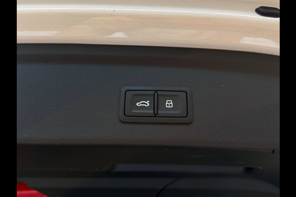 Audi A3 Sportback 2.0 TFSI S3 quattro B&o|RS-zetels|HUD|Panorama|Camera|Full opt.