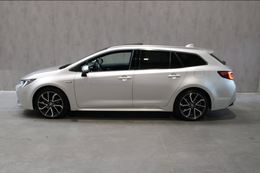 Toyota Corolla Touring Sports 2.0 Hybrid Panorama/JBL/Kuipstoelen/Leer/Trekhaak/Head-Up/ Prijs is rijklaar