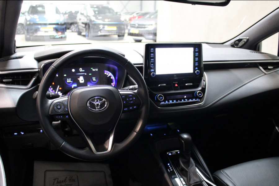 Toyota Corolla Touring Sports 2.0 Hybrid Panorama/JBL/Kuipstoelen/Leer/Trekhaak/Head-Up/ Prijs is rijklaar