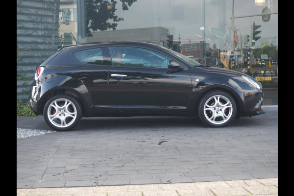 Alfa Romeo MiTo 0.9 TwinAir Super 105PK / Leder / Navigatie / DAB / Clima