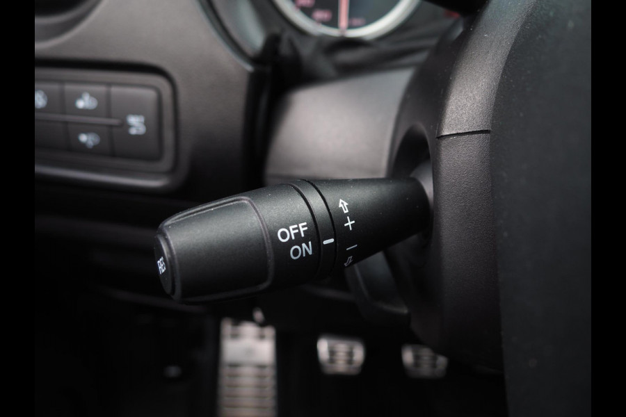 Alfa Romeo MiTo 0.9 TwinAir Super 105PK / Leder / Navigatie / DAB / Clima