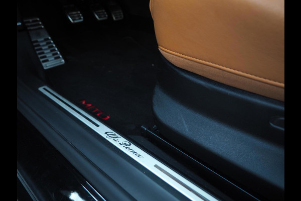 Alfa Romeo MiTo 0.9 TwinAir Super 105PK / Leder / Navigatie / DAB / Clima