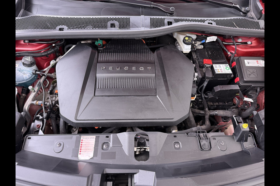 Peugeot e-2008 EV GT 50kWh Pano-Dak 360°Camera 3-fase 18" 1/2 Leer/Alcantara Adaptive-Cruise 3D-Navi ParkAssist PDC-a+v Ecc Stoelverwarming App SOH 91% Keyless Led LmvPrivacy Glas BlindSpot Assist Lane Assist Isofix DAB+ Regen-Lichtsensor Dealeronderhouden € 40.000 nieuw!