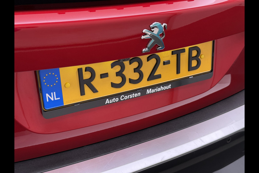 Peugeot e-2008 EV GT 50kWh Pano-Dak 360°Camera 3-fase 18" 1/2 Leer/Alcantara Adaptive-Cruise 3D-Navi ParkAssist PDC-a+v Ecc Stoelverwarming App SOH 91% Keyless Led LmvPrivacy Glas BlindSpot Assist Lane Assist Isofix DAB+ Regen-Lichtsensor Dealeronderhouden € 40.000 nieuw!