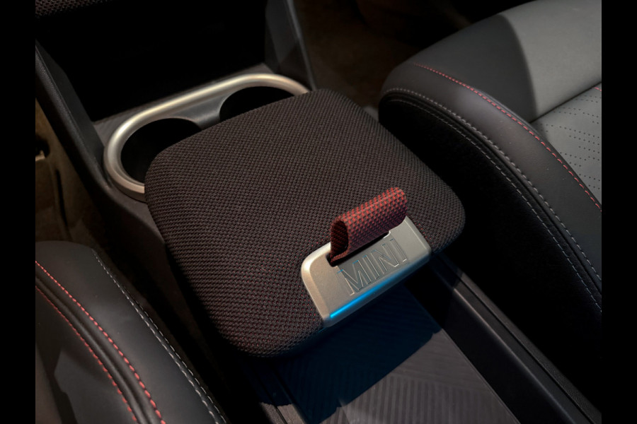 MINI Countryman 2.0 JCW ALL4 John Cooper Works XL |Trekhaak|H/K|Panorama|Camera|