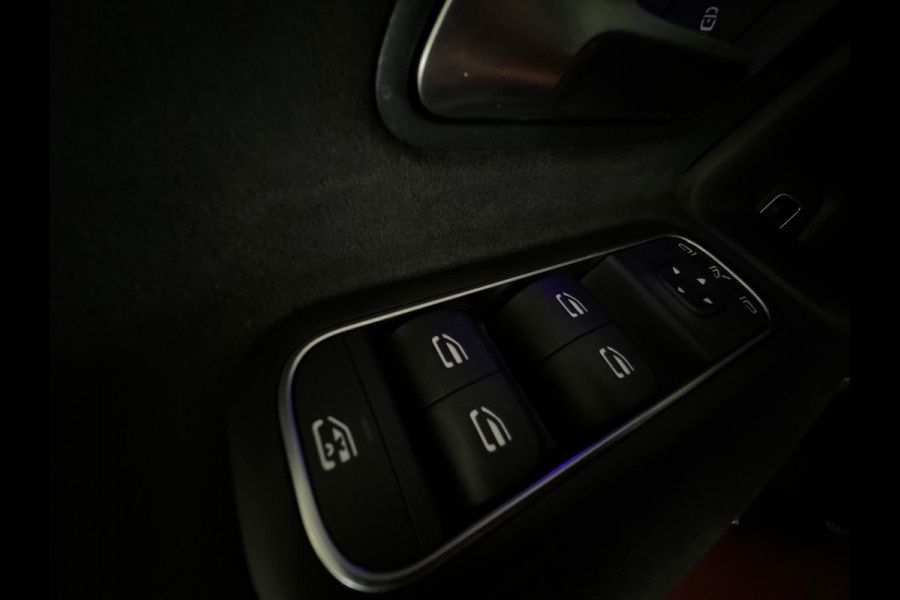 Mercedes-Benz CLA-Klasse 250 e AMG Pano|Memory|Sfeer|NL Auto