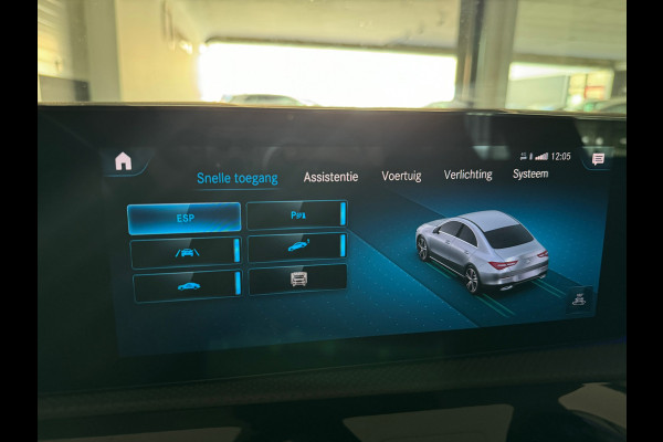 Mercedes-Benz CLA-Klasse 250 e AMG Pano|Memory|Sfeer|NL Auto