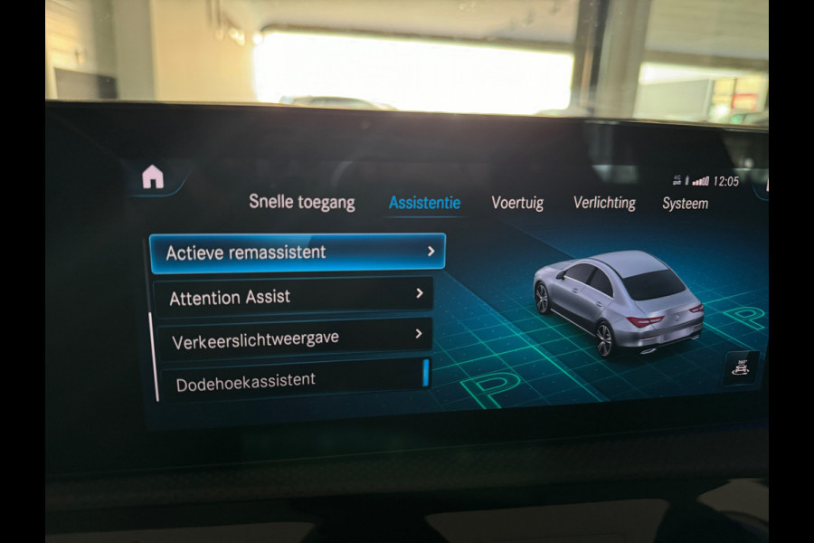 Mercedes-Benz CLA-Klasse 250 e AMG Pano|Memory|Sfeer|NL Auto