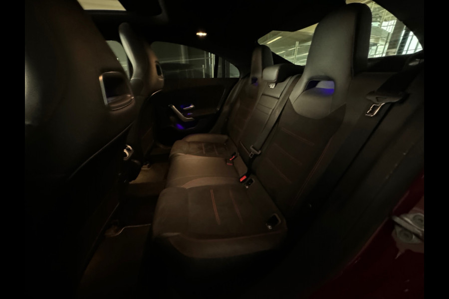 Mercedes-Benz CLA-Klasse 250 e AMG Pano|Memory|Sfeer|NL Auto