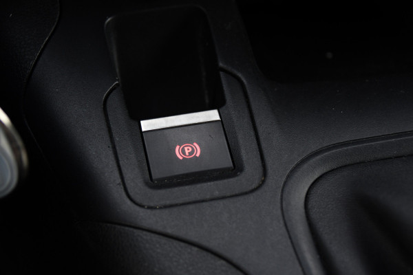 Opel Combo 1.5D L2H1 Edition Cruise, Carplay, Sensoren, 102pk, Multimedia, Airco, Trekhaak, LM Velg, Uniek!