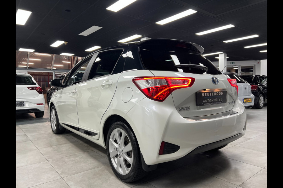 Toyota Yaris 1.5 Hybrid Bi-Tone | Lane | Cam | Carplay |