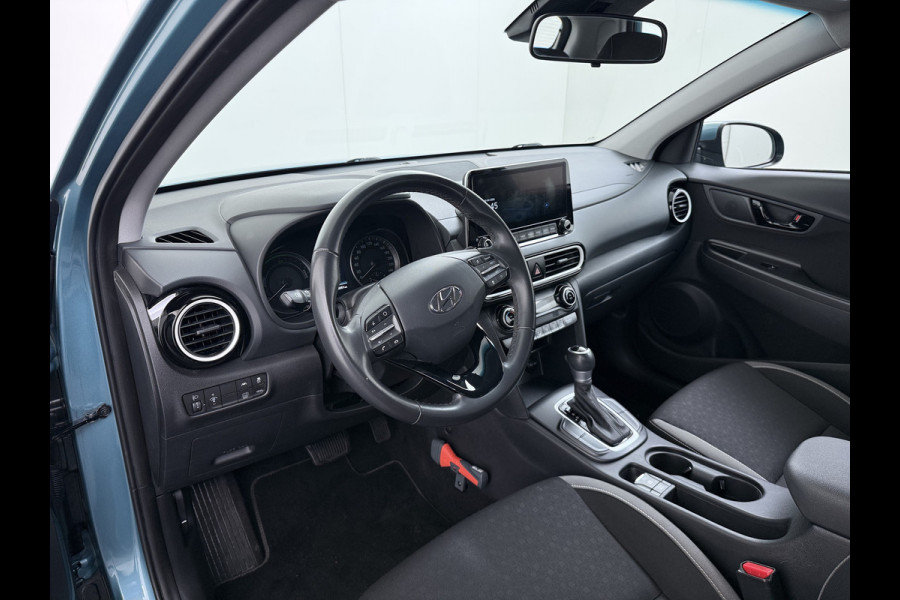 Hyundai Kona 1.6GDI 142PK HEV Hybrid Automaat Adap.Cruise Navi Ecc Camera Krell®-Audio Apple Carplay Android Auto Comfort Lane Assist VESS Led Lmv Isofix Bluetooth DAB FCA 1e Eigenaar Origineel Nederlandse Auto