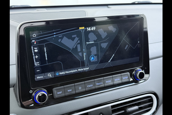 Hyundai Kona 1.6GDI 142PK HEV Hybrid Automaat Adap.Cruise Navi Ecc Camera Krell®-Audio Apple Carplay Android Auto Comfort Lane Assist VESS Led Lmv Isofix Bluetooth DAB FCA 1e Eigenaar Origineel Nederlandse Auto