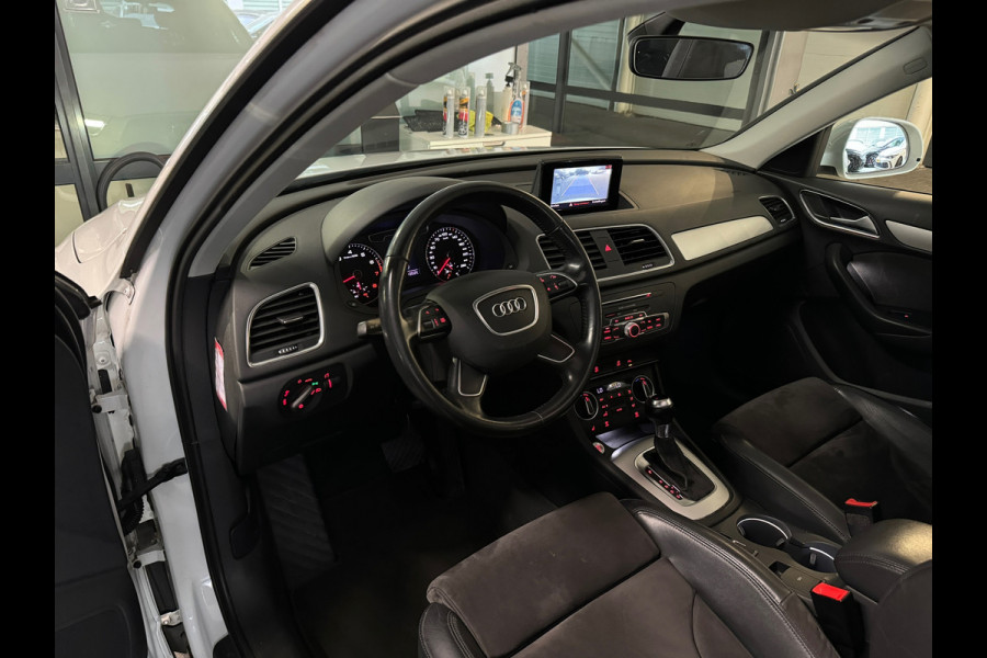Audi Q3 1.4 TFSI CoD Pano|Keyless|Camera|Sfeer|Stoelverwarming