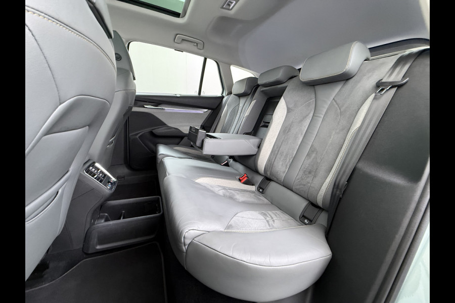 Škoda ENYAQ iV 80 Sport Panorama-Schuifdak Soh 93% Memory Trekhaak Adap.Cruise 360°Camera Navi Ecc Apple Carplay Android Auto Pdc Lmv 21" Privacy Glas Led DAB Stuur+Stoel+A.Bankverwarming Lane Assist Keyless 1.000kg Trekvermogen 1e Eigenaar Origineel Nederlandse Auto Dealeronderhouden Nieuwprijs €59.457,-
