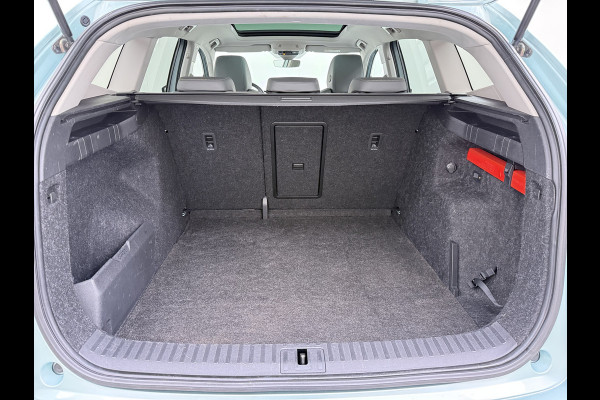 Škoda ENYAQ iV 80 Sport Panorama-Schuifdak Soh 93% Memory Trekhaak Adap.Cruise 360°Camera Navi Ecc Apple Carplay Android Auto Pdc Lmv 21" Privacy Glas Led DAB Stuur+Stoel+A.Bankverwarming Lane Assist Keyless 1.000kg Trekvermogen 1e Eigenaar Origineel Nederlandse Auto Dealeronderhouden Nieuwprijs €59.457,-