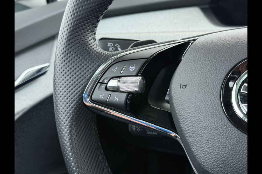 Škoda ENYAQ iV 80 Sport Panorama-Schuifdak Soh 93% Memory Trekhaak Adap.Cruise 360°Camera Navi Ecc Apple Carplay Android Auto Pdc Lmv 21" Privacy Glas Led DAB Stuur+Stoel+A.Bankverwarming Lane Assist Keyless 1.000kg Trekvermogen 1e Eigenaar Origineel Nederlandse Auto Dealeronderhouden Nieuwprijs €59.457,-