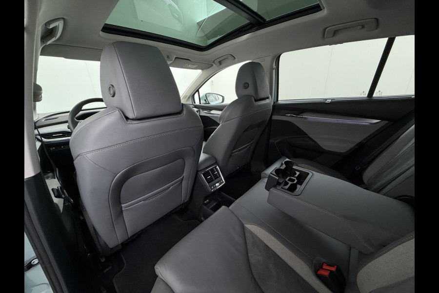 Škoda ENYAQ iV 80 Sport Panorama-Schuifdak Soh 93% Memory Trekhaak Adap.Cruise 360°Camera Navi Ecc Apple Carplay Android Auto Pdc Lmv 21" Privacy Glas Led DAB Stuur+Stoel+A.Bankverwarming Lane Assist Keyless 1.000kg Trekvermogen 1e Eigenaar Origineel Nederlandse Auto Dealeronderhouden Nieuwprijs €59.457,-