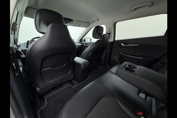 Kia Ev6 Air 58kWh SOH 100% Adap.Cruise Navi Ecc Camera Stoel+Stuurverwarming Apple Carplay Android Auto Pdc Dodehoekdetectie File assistent Lmv 19" Privacy Glas Led DAB Bluetooth 1e Eigenaar Dealeronderhouden Origineel Nederlandse Kia