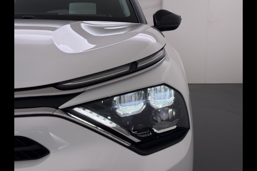 Citroën Ë-C4 50kWh SOH 91% Head-Up Display Adap.Cruise Verwarmd Stuur 360°Camera Navi Ecc Apple Carplay Android Auto Shine Lmv Led Privacy Glas Isofix DAB Bluetooth Lane Assist Regen-Lichtsensor