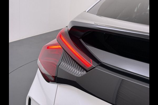 Citroën Ë-C4 50kWh SOH 91% Head-Up Display Adap.Cruise Verwarmd Stuur 360°Camera Navi Ecc Apple Carplay Android Auto Shine Lmv Led Privacy Glas Isofix DAB Bluetooth Lane Assist Regen-Lichtsensor