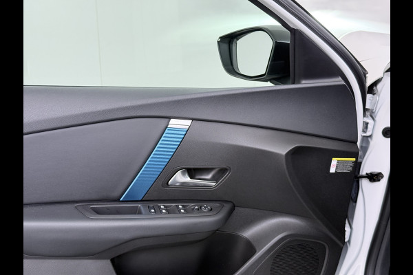 Citroën Ë-C4 50kWh SOH 91% Head-Up Display Adap.Cruise Verwarmd Stuur 360°Camera Navi Ecc Apple Carplay Android Auto Shine Lmv Led Privacy Glas Isofix DAB Bluetooth Lane Assist Regen-Lichtsensor