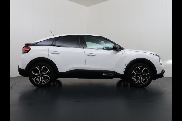 Citroën Ë-C4 50kWh SOH 91% Head-Up Display Adap.Cruise Verwarmd Stuur 360°Camera Navi Ecc Apple Carplay Android Auto Shine Lmv Led Privacy Glas Isofix DAB Bluetooth Lane Assist Regen-Lichtsensor