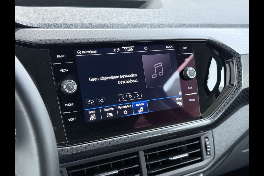 Volkswagen T-Cross 1.0TSI 111PK Automaat Executive-Pack Navi Ecc Adap.Cruise Control Apple Carplay Android Auto Pdc Style Dodehoek detectie Lmv Led Isofix DAB Bluetooth Licht-Regensensor App-Connect 1e Eigenaar Origineel Nederlandse Auto