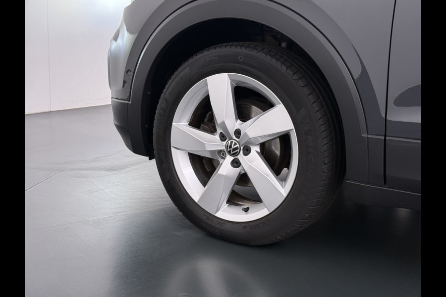 Volkswagen T-Cross 1.0TSI 111PK Automaat Executive-Pack Navi Ecc Adap.Cruise Control Apple Carplay Android Auto Pdc Style Dodehoek detectie Lmv Led Isofix DAB Bluetooth Licht-Regensensor App-Connect 1e Eigenaar Origineel Nederlandse Auto