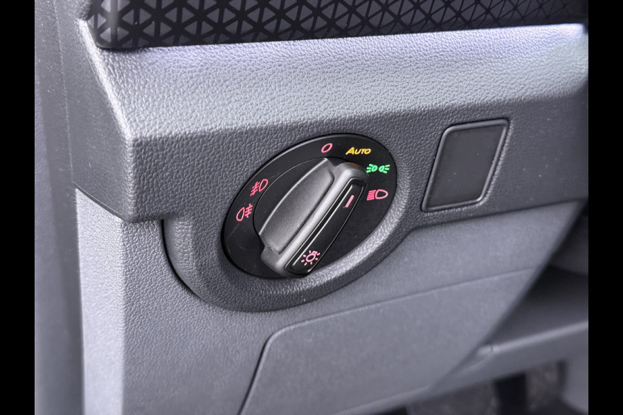 Volkswagen T-Cross 1.0TSI 111PK Automaat Executive-Pack Navi Ecc Adap.Cruise Control Apple Carplay Android Auto Pdc Style Dodehoek detectie Lmv Led Isofix DAB Bluetooth Licht-Regensensor App-Connect 1e Eigenaar Origineel Nederlandse Auto