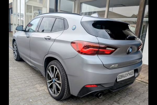 BMW X2 xDrive25e M-SPORT ** FROZEN GREY, LEDER, PANORAMA, H&K SOUND, VERW. ST, 19-inch LMV ** 1e EIG - UNFALLFREI ** ** INFORMEER OOK NAAR ONZE AANTREKKELIJKE FINANCIAL-LEASE TARIEVEN **
