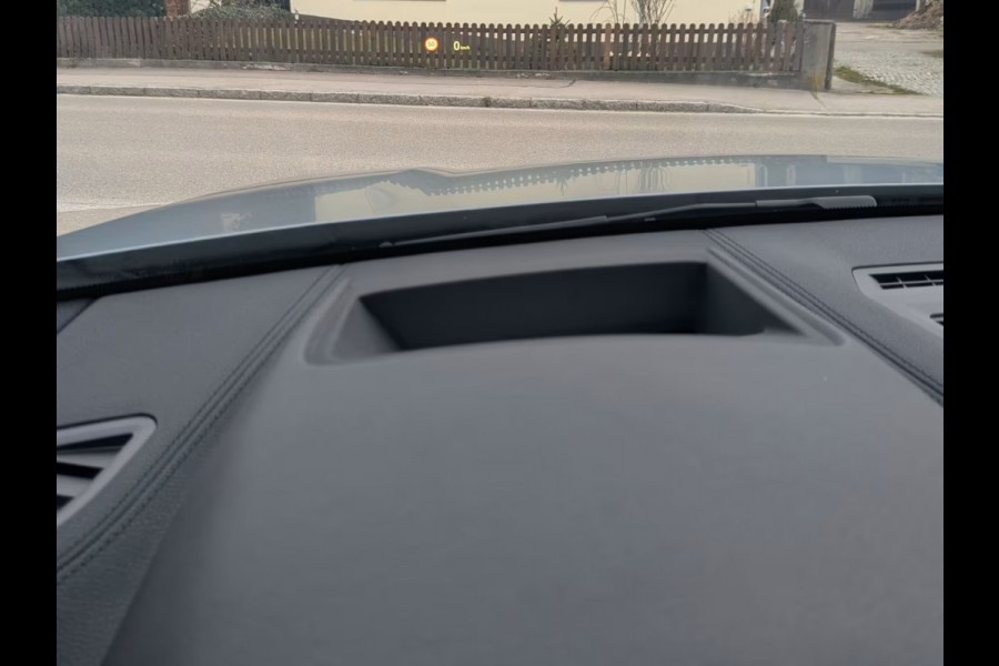 BMW X2 xDrive25e M-SPORT ** FROZEN GREY, LEDER, PANORAMA, H&K SOUND, VERW. ST, 19-inch LMV ** 1e EIG - UNFALLFREI ** ** INFORMEER OOK NAAR ONZE AANTREKKELIJKE FINANCIAL-LEASE TARIEVEN **