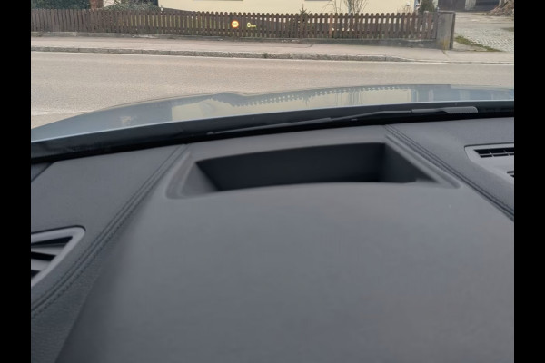 BMW X2 xDrive25e M-SPORT ** FROZEN GREY, LEDER, PANORAMA, H&K SOUND, VERW. ST, 19-inch LMV ** 1e EIG - UNFALLFREI ** ** INFORMEER OOK NAAR ONZE AANTREKKELIJKE FINANCIAL-LEASE TARIEVEN **