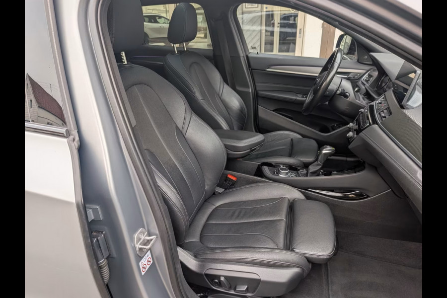 BMW X2 xDrive25e M-SPORT ** FROZEN GREY, LEDER, PANORAMA, H&K SOUND, VERW. ST, 19-inch LMV ** 1e EIG - UNFALLFREI ** ** INFORMEER OOK NAAR ONZE AANTREKKELIJKE FINANCIAL-LEASE TARIEVEN **