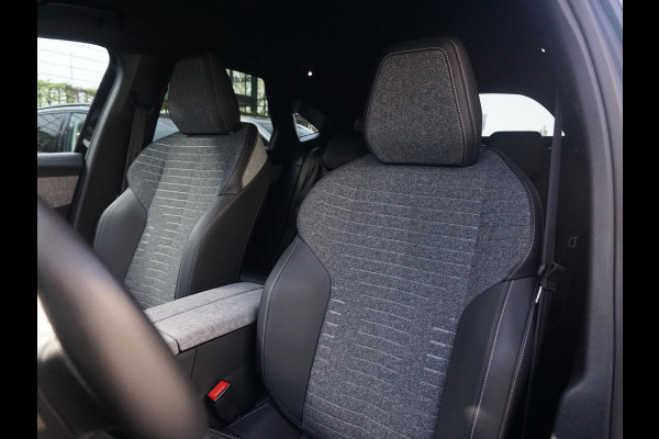 Peugeot 3008 1.2 Hybrid 136 Allure Winterpakket