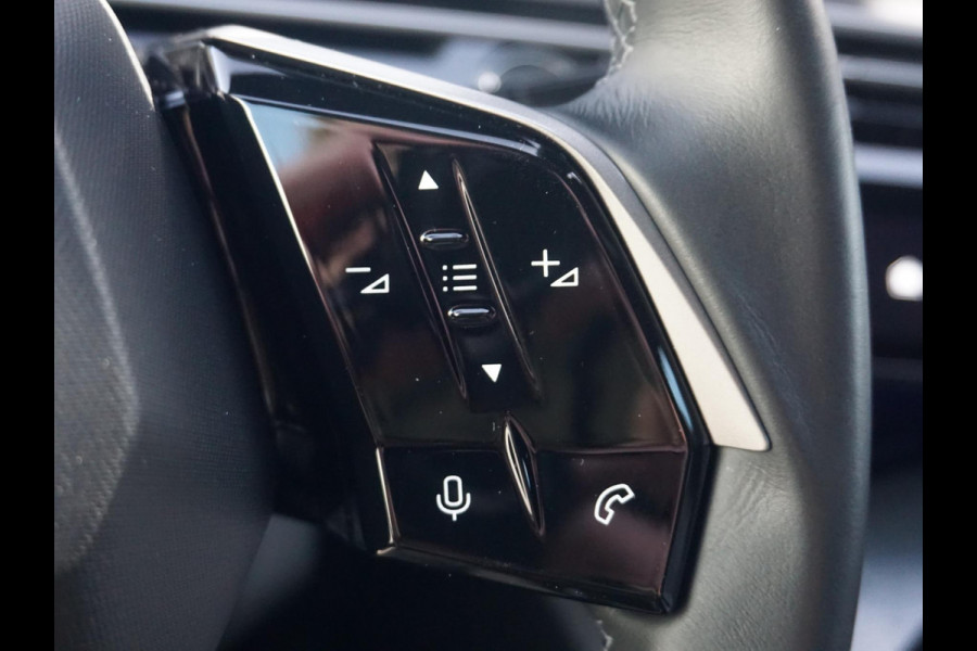 Peugeot 3008 1.2 Hybrid 136 Allure Winterpakket