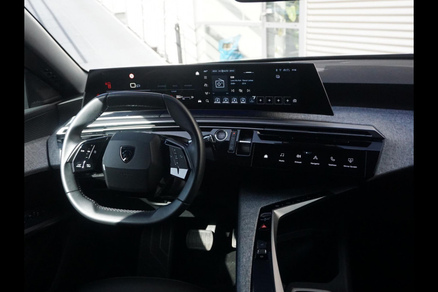 Peugeot 3008 1.2 Hybrid 136 Allure Winterpakket