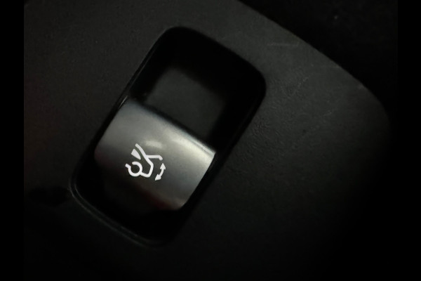 Mercedes-Benz E-Klasse 200 AMG Pano|Memory|3e Scherm|BTW|Trekhaak