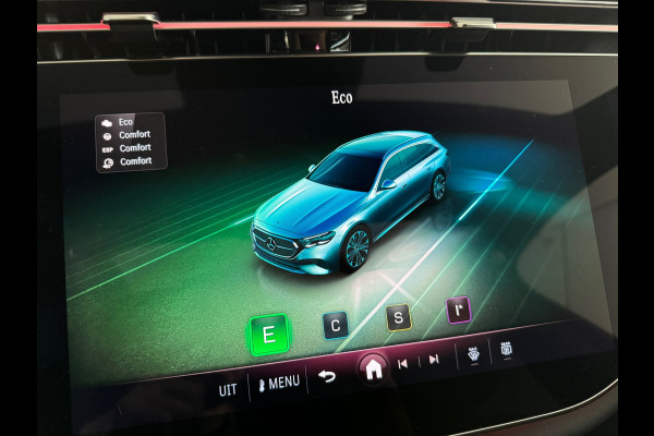 Mercedes-Benz E-Klasse 200 AMG Pano|Memory|3e Scherm|BTW|Trekhaak