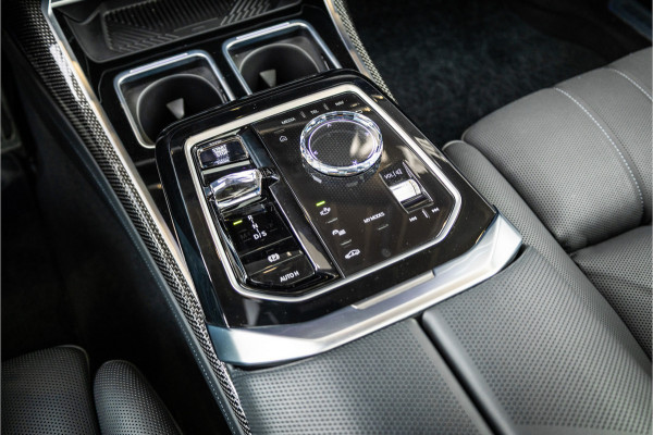 BMW 7 Serie M760e xDrive - M Sport | Bowers & Wilkins | SkyLounge | Oxidgrau