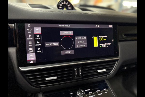 Porsche Cayenne 3.0 E-Hybrid | Full Option | Vierwielbesturing | PANO | PDLS+ | BOSE | PASM | ComfortPakket | Soft Close |Trekhaak