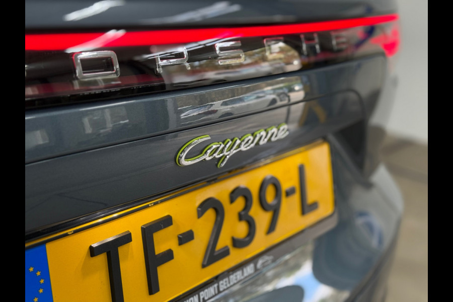 Porsche Cayenne 3.0 E-Hybrid | Full Option | Vierwielbesturing | PANO | PDLS+ | BOSE | PASM | ComfortPakket | Soft Close |Trekhaak