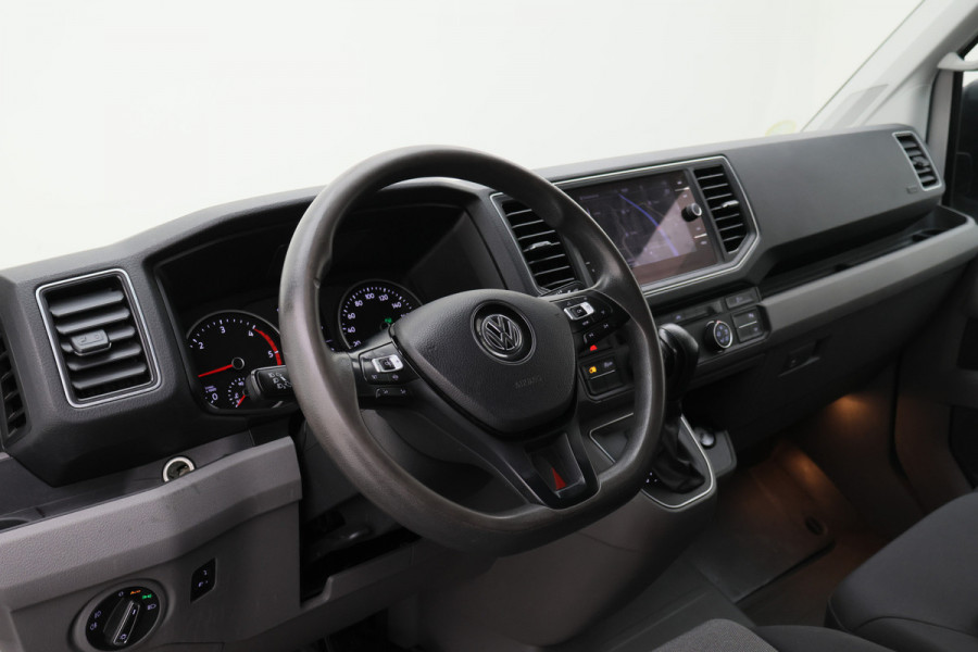 Volkswagen Crafter 35 2.0 TDI L3H2 DSG 3-Zits, Camera, Luchtvering, Trekhaak, Apple Carplay