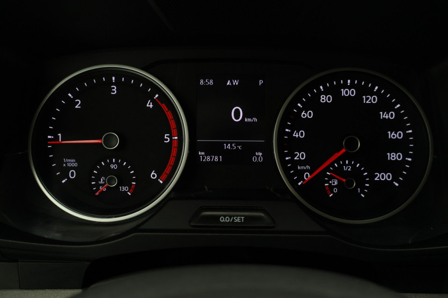 Volkswagen Crafter 35 2.0 TDI L3H2 DSG 3-Zits, Camera, Luchtvering, Trekhaak, Apple Carplay