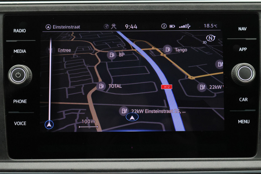 Volkswagen Crafter 35 2.0 TDI L3H2 DSG 3-Zits, Camera, Luchtvering, Trekhaak, Apple Carplay