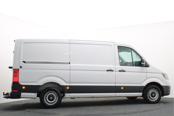 Volkswagen Crafter 35 2.0 TDI L3H2 DSG 3-Zits, Camera, Luchtvering, Trekhaak, Apple Carplay