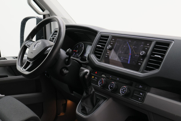 Volkswagen Crafter 35 2.0 TDI L3H2 DSG 3-Zits, Camera, Luchtvering, Trekhaak, Apple Carplay