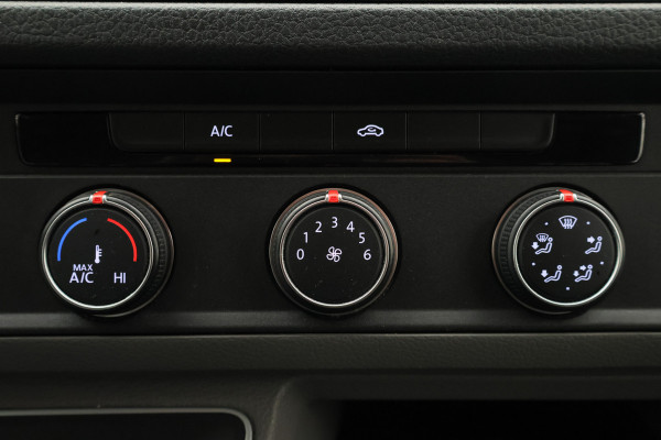 Volkswagen Crafter 35 2.0 TDI L3H2 DSG 3-Zits, Camera, Luchtvering, Trekhaak, Apple Carplay